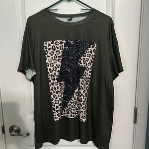 Womans lightning bolt leopard T